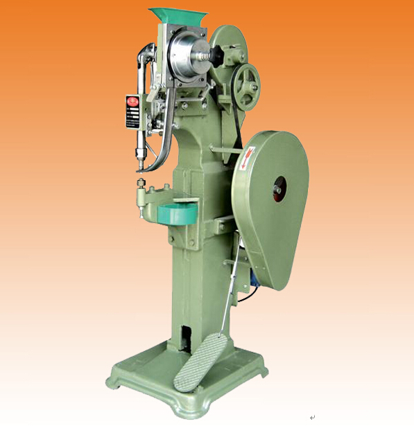 2-141022162Z5950.jpg 2-141022162Z5950.jpg